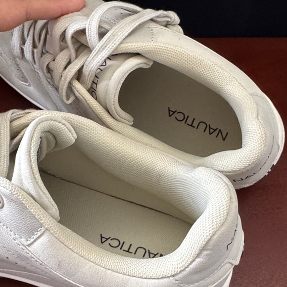 New Nautica men's light gray sneakers, size 13. - Picture 9 of 12